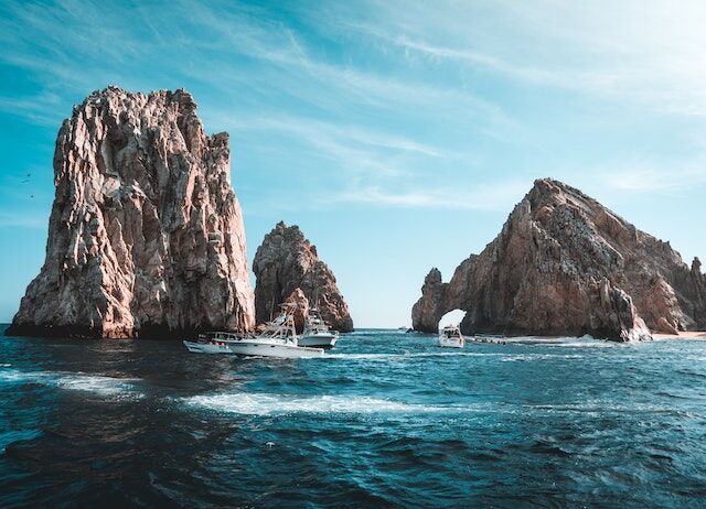 The Arch of Cabo San Lucas: A Historical and Geological Marvel